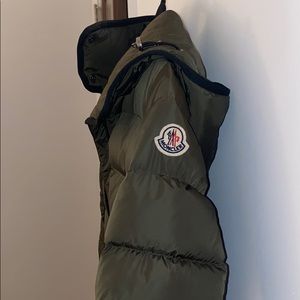 Moncler Betulong Down Jacket